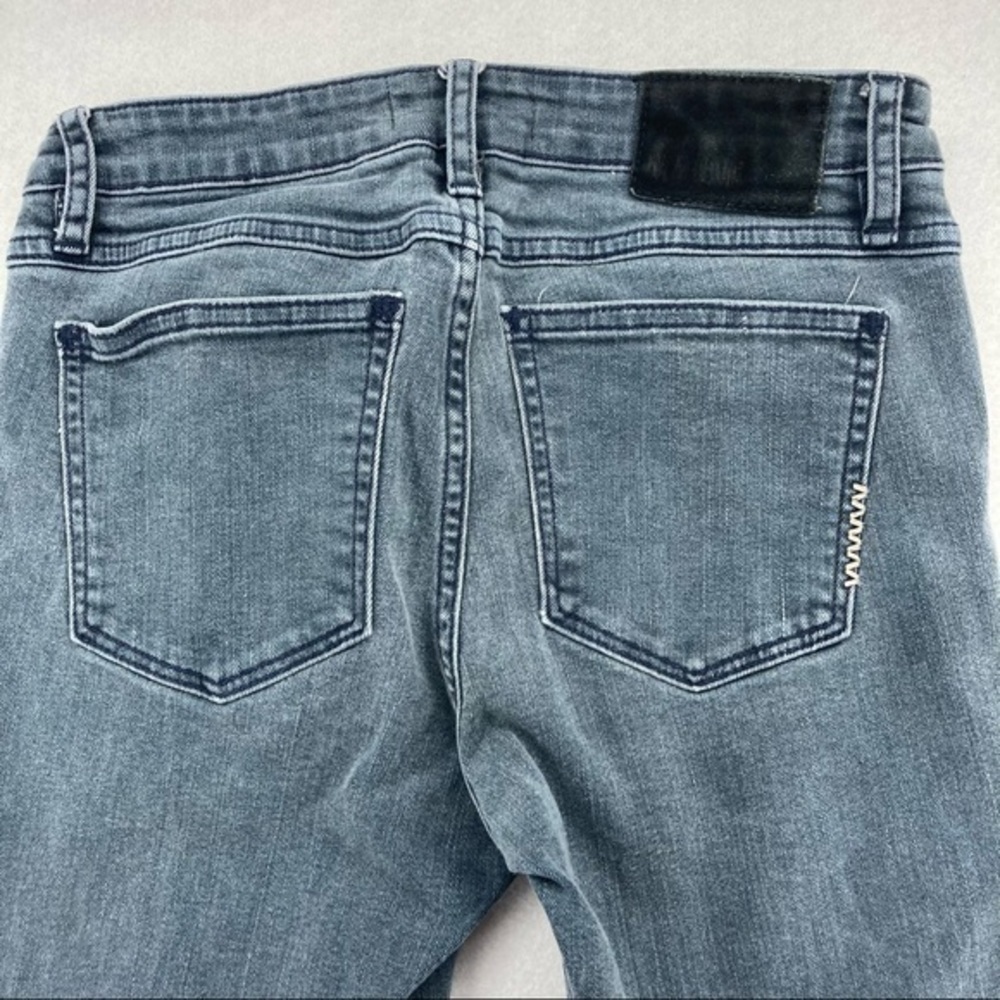 Neuw Razor Skinny Blue Denim Low Rise Jean‎ - Picture 4 of 10